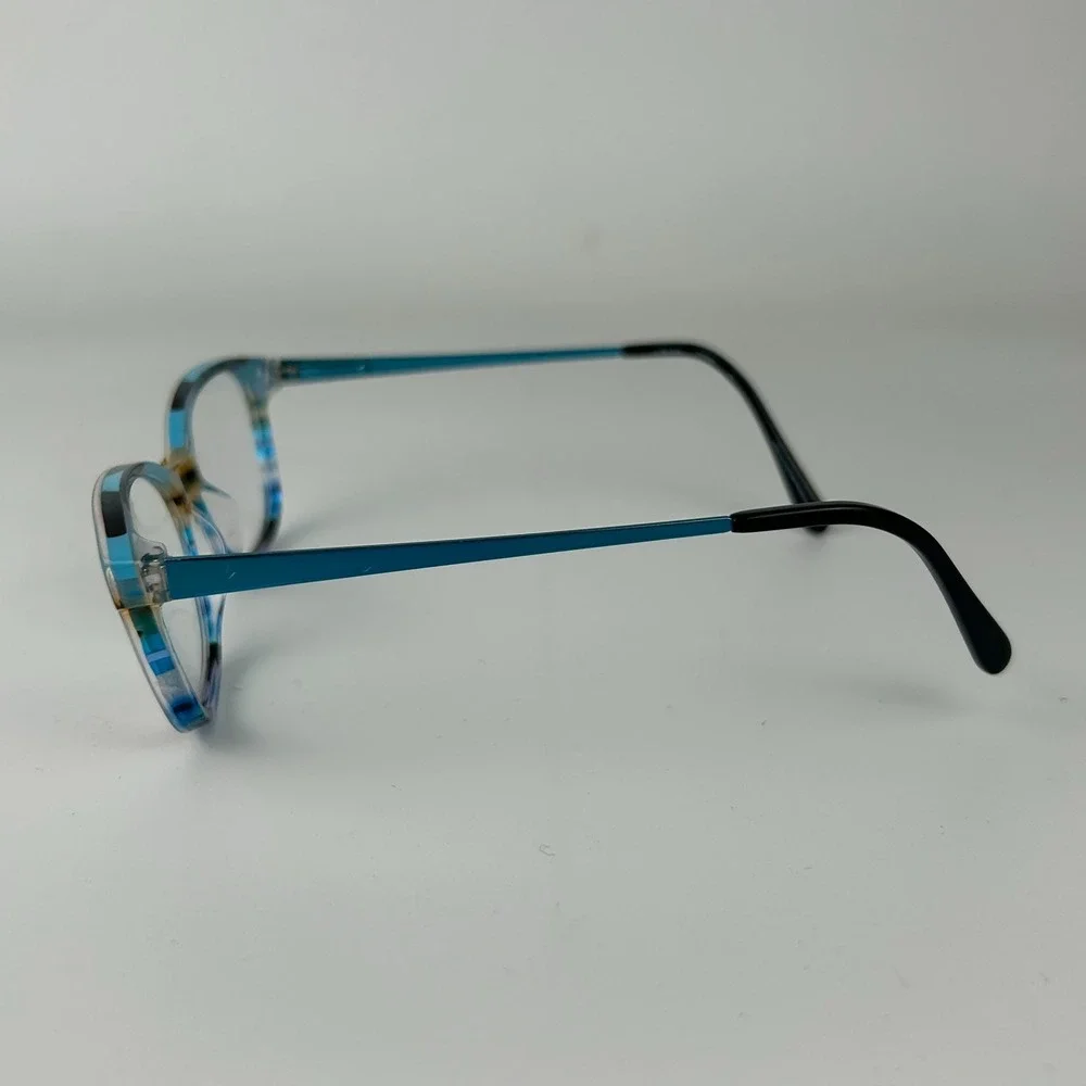 Outspoken women eyeglasses